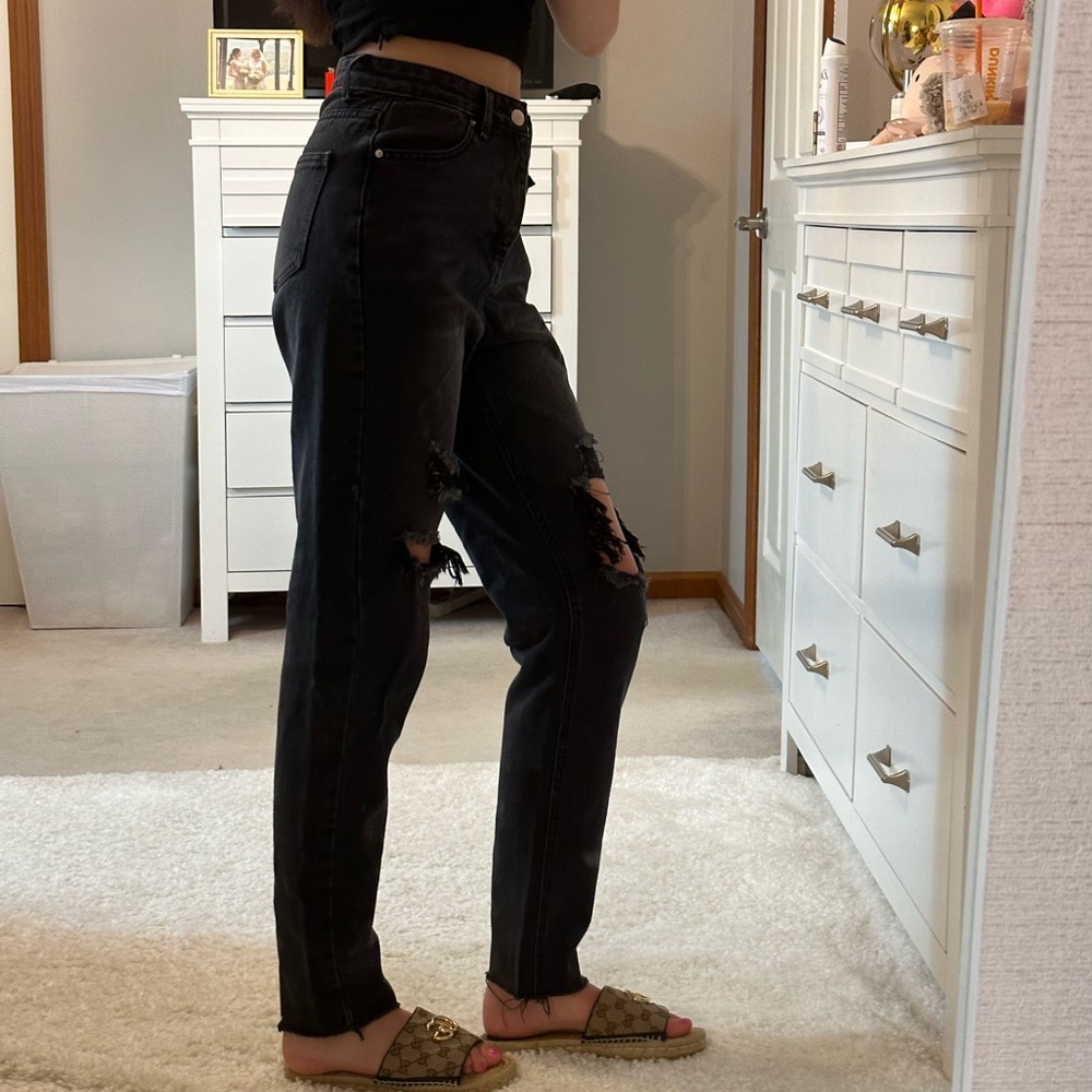 SHEIN Jeans - Picture 2 of 4